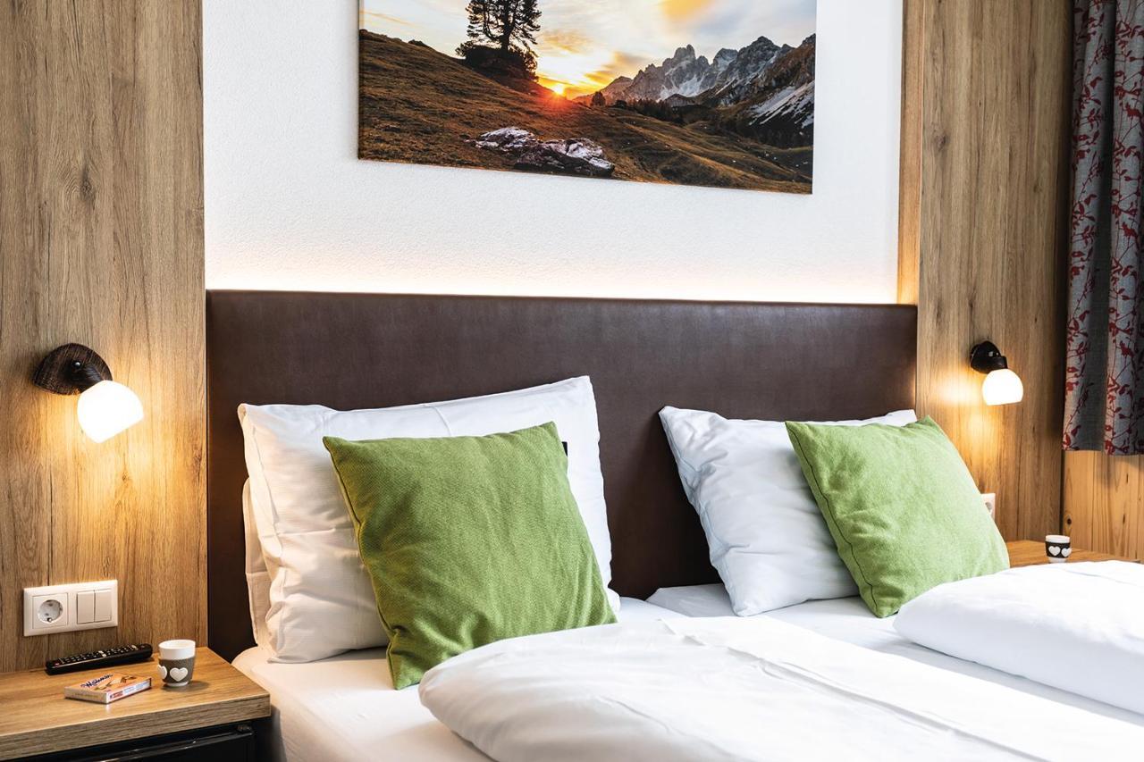 Apart- Und Wellnesshotel Dachsteinresort Russbach am Pass Gschütt Esterno foto
