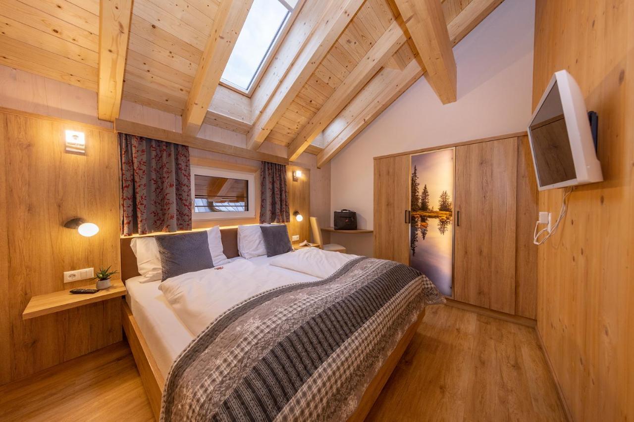 Apart- Und Wellnesshotel Dachsteinresort Russbach am Pass Gschütt Esterno foto