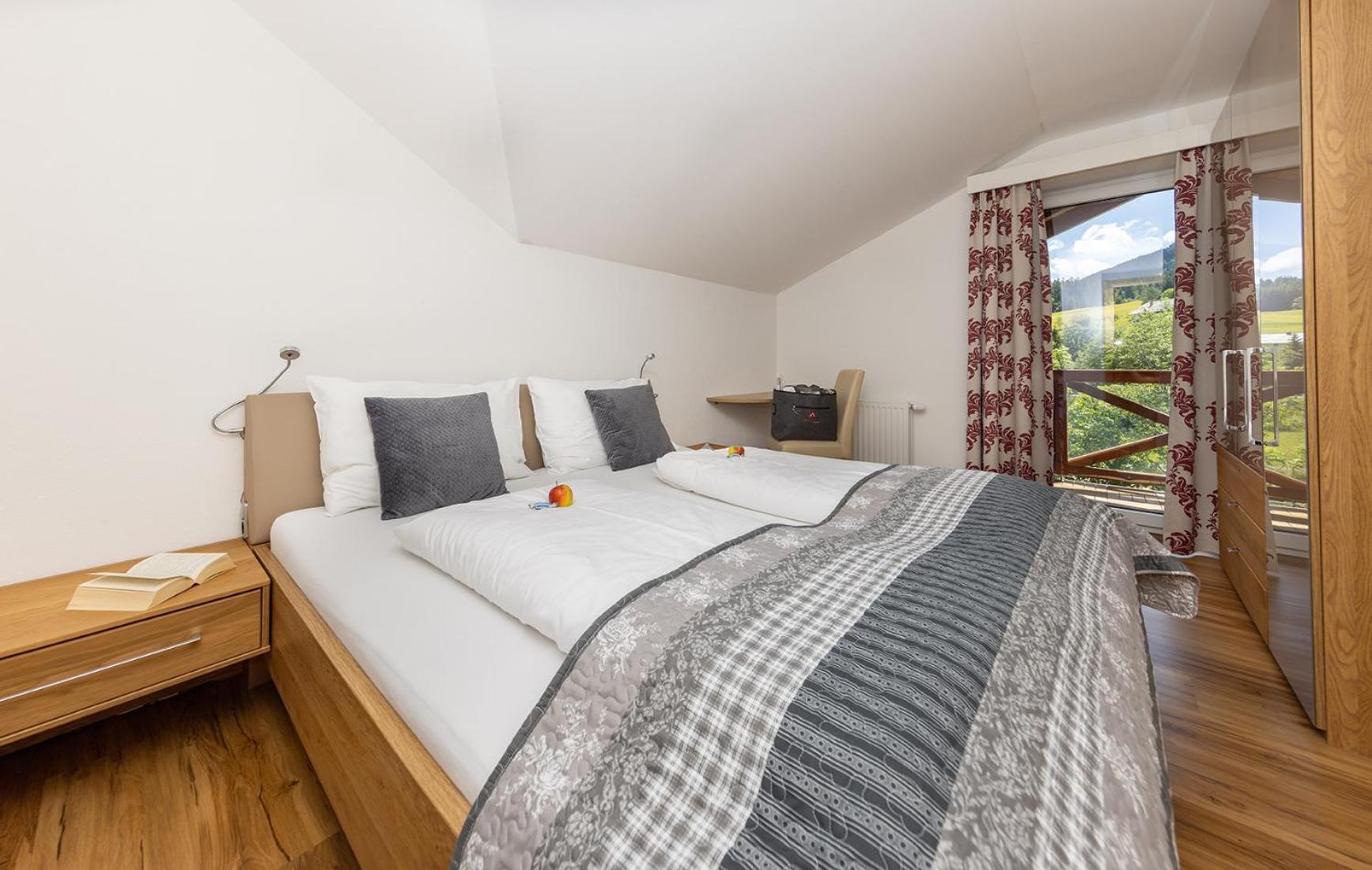 Apart- Und Wellnesshotel Dachsteinresort Russbach am Pass Gschütt Esterno foto