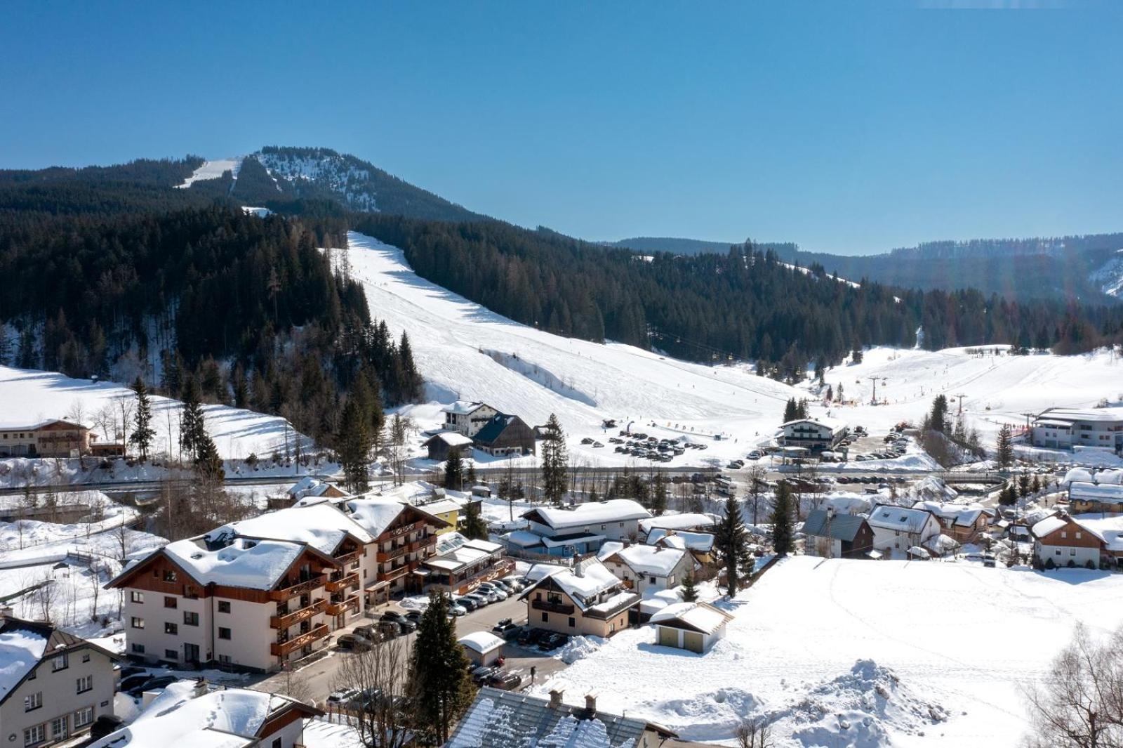 Apart- Und Wellnesshotel Dachsteinresort Russbach am Pass Gschütt Esterno foto